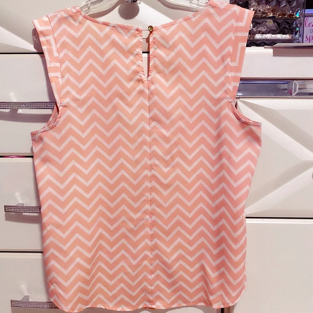 Candies Pattern Top - Picture 3 of 5